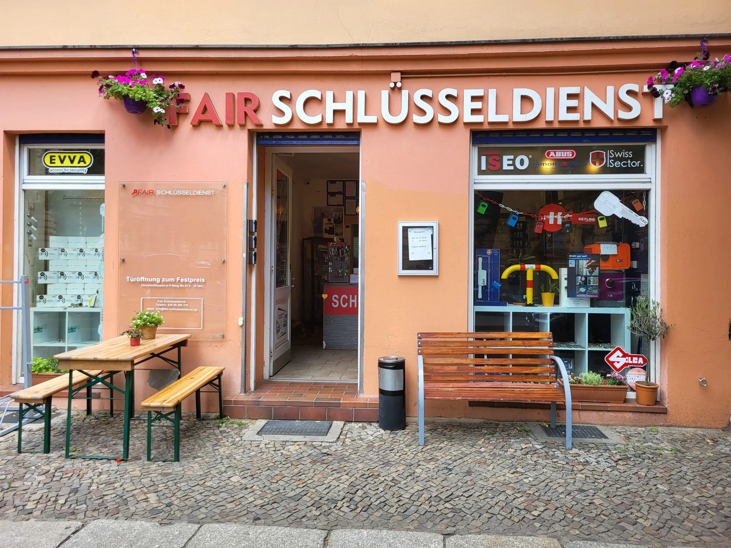 Laden von Fair Schlüsseldienst in der Schwedter Straße 5