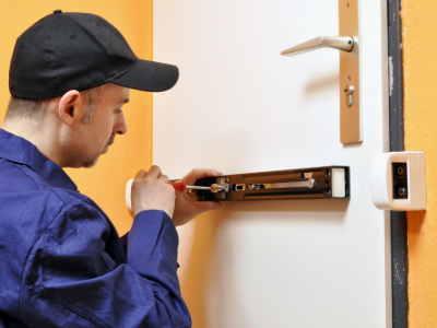 Crossbar lock installation